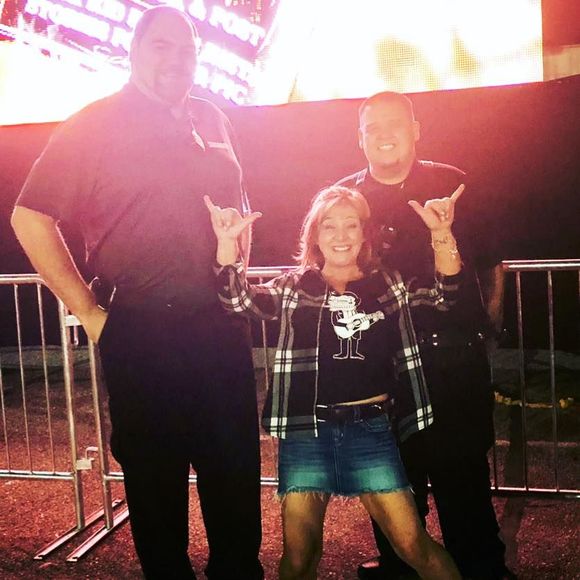 Meet your Posher, Terrina - Picture 1 of 1